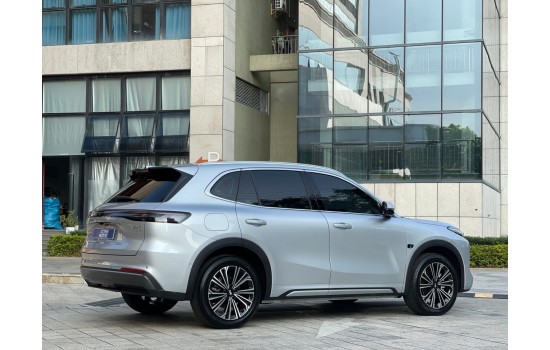 Geely Starship 7 EM-i, 200км Starship, 2025, модель 2026 года, пробег 8,1 тысяч км